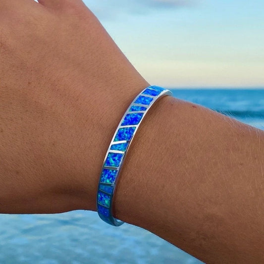Bracelet en opale bleue et argentée