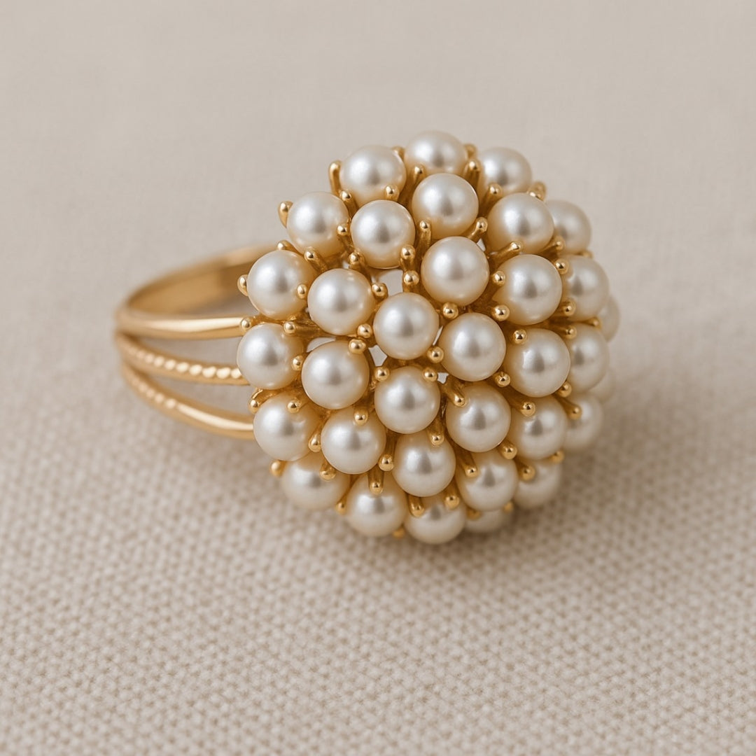 Bague à perles incrustées