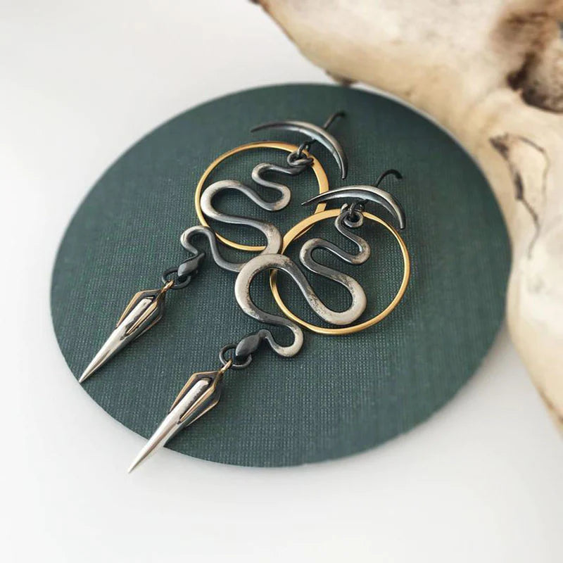 Boucles d'oreilles irrégulières en spirale géométrique en serpentine