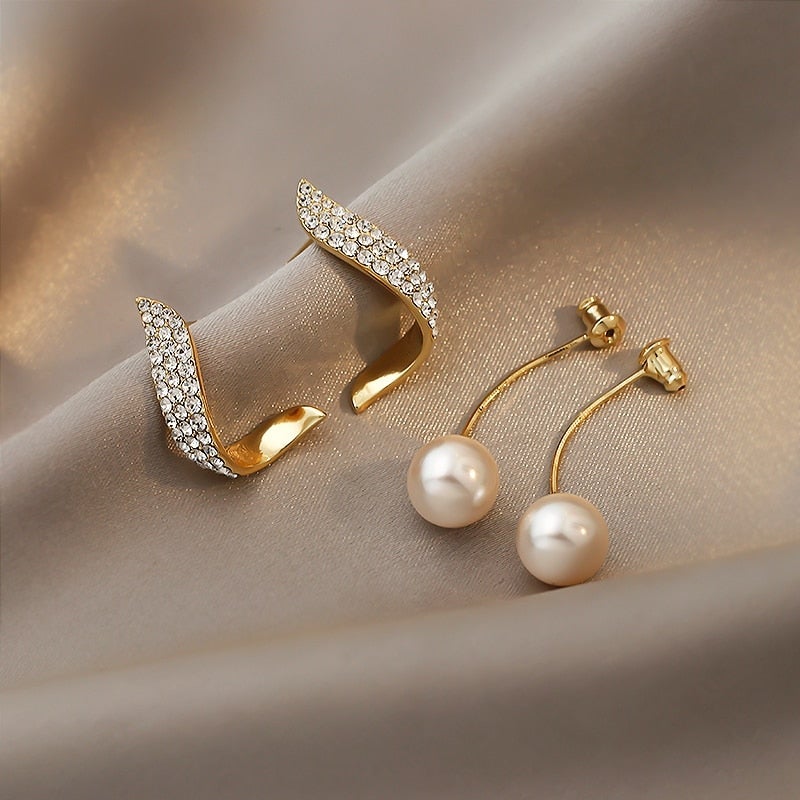 Boucles d'oreilles en or avec des perles